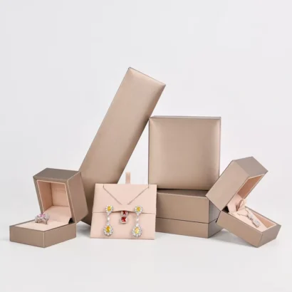 Custom Jewelry Packaging with Logo